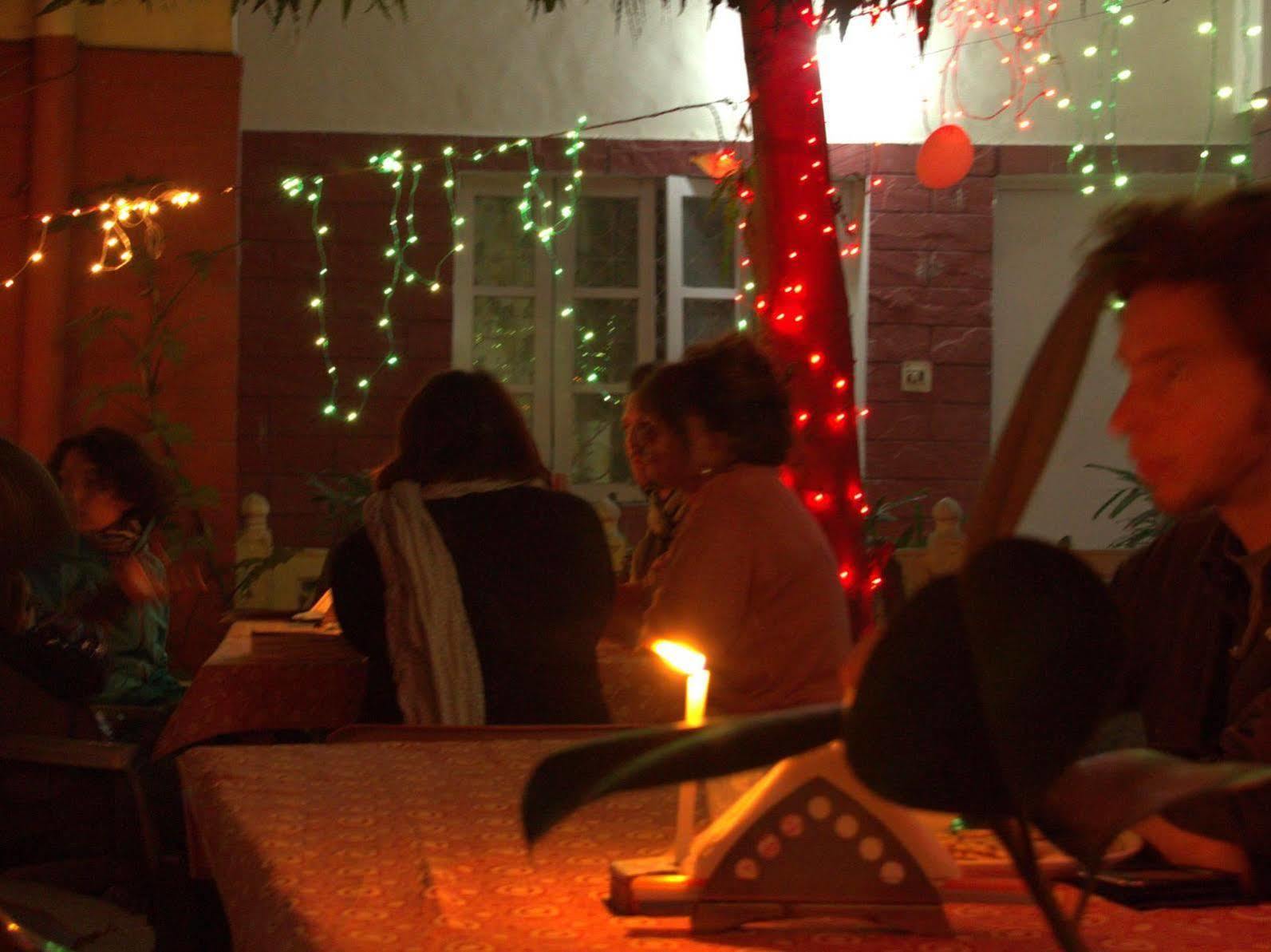 Hotel Tourist Rest House Agra Exterior foto